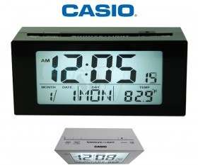ساعت رومیزی دیجیتالی کاسیو مدل 028 دارای سنسور تاریکی