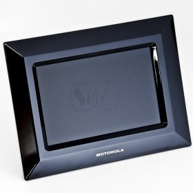 Motorola Digital Photo Frame with Slideshow - 7 Inch LCD