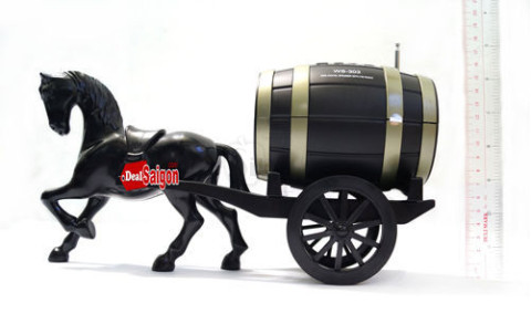 اسپیکر پخش موسیقی فلش خور فانتزی طرح گاری و کالسکه مدل 303