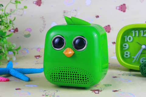 New Blaster Bird Portable Speaker LC-09 for Iphone Ipad, Micro TF/SD Card+U disk +FM Radio
