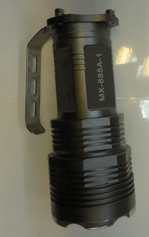 چراغ قوه پلیسی 4 باتری پولاس 40000 USA